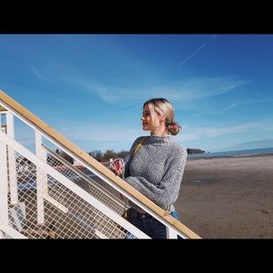 Meet your Posher, Sierra